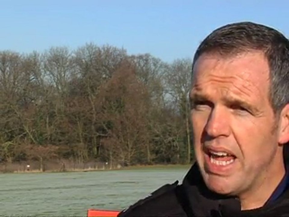 Dog-death officer 'throws himself from a car'