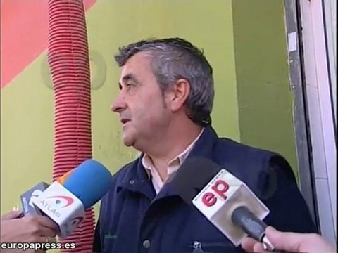 Operario herido al caer por hueco del montacargas