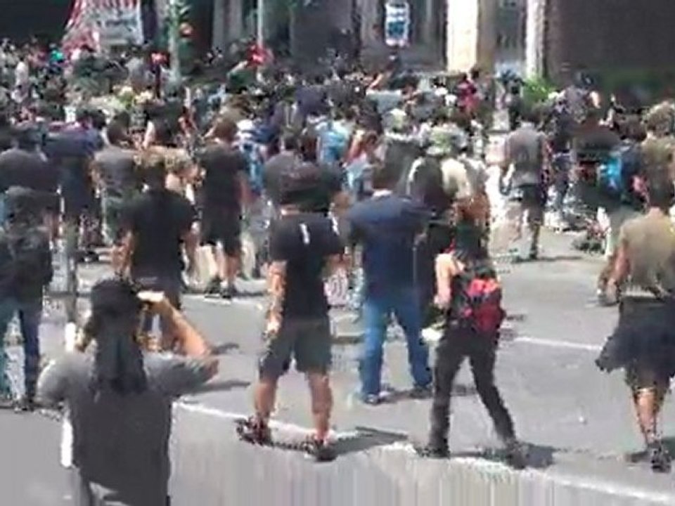 Σύνταγμα Αγανακτισμένοι επεισόδια2