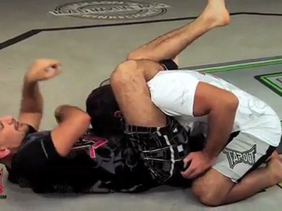Triangle Choke with Greg Jackson | Online MMA Training