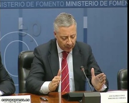 Iberia y AENA crearán nueva terminal de carga