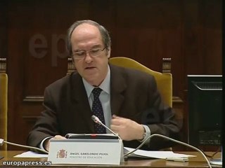 Gabilondo: "No se educa sólo en horario escolar"