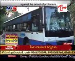 Student Protesters sets Fire a Bus at OU Campus HYD - on Protesters arrests