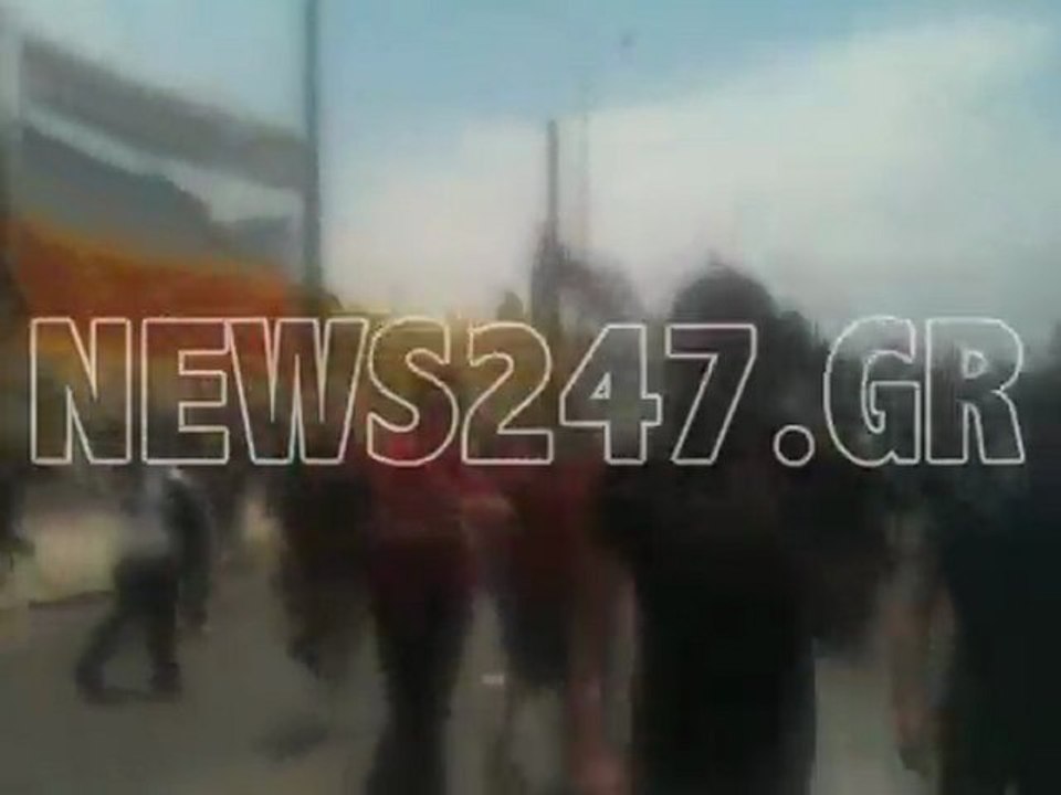 Αποπνικτική ατμόσφαιρα στο Σύνταγμα απο χημικά