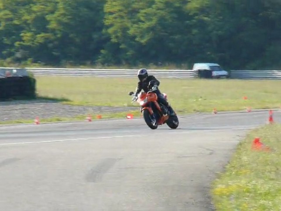 kawasaki z750 - session piste - anneau du rhin 27.06.11