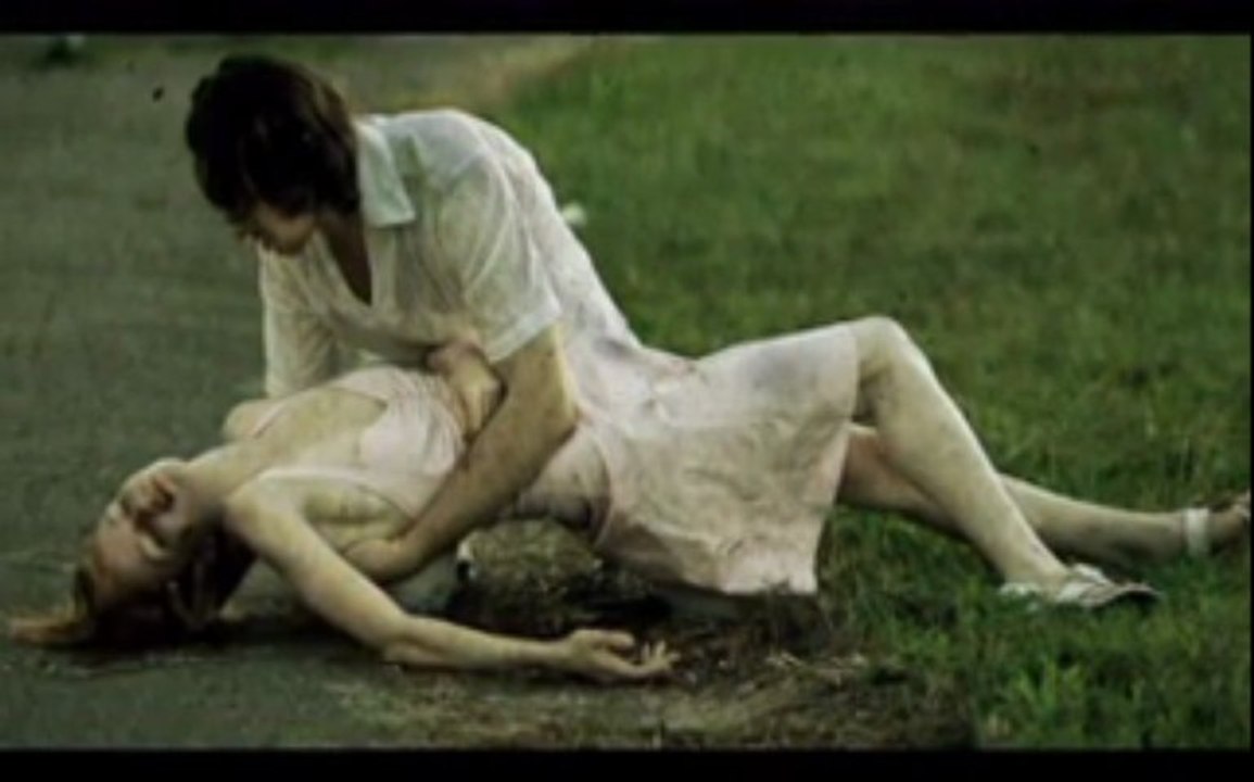 Cem Adrian ft. Aylin Aslım - Herkes gider mi