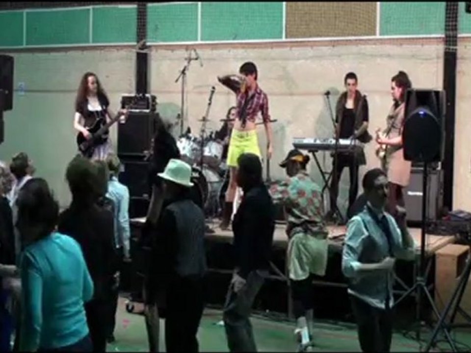 Deadfly - Baby When The Light (live Oeyreluy 2011)