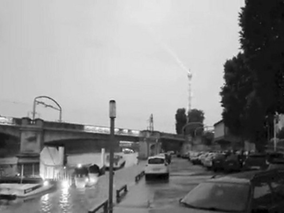 Le voilier du port de Grenelle.