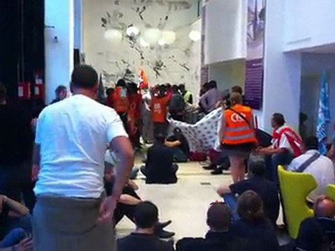 Pages-Jaunes-VRP-en-greve-siege-social