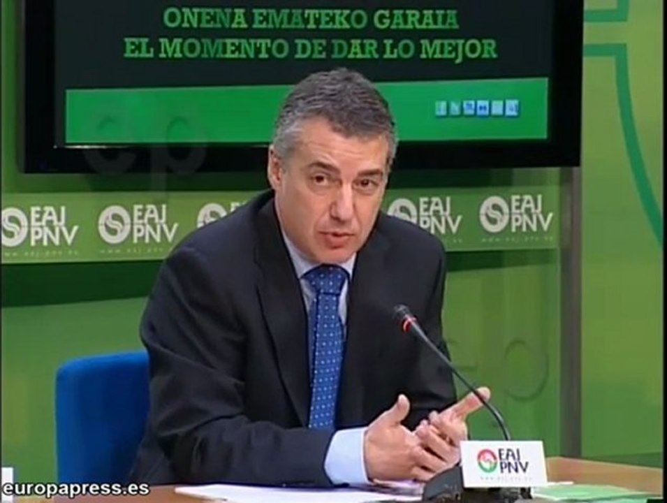 Urkullu dice que con ETA no deben hablar de pol...