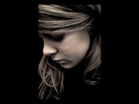 gülden karaböcek -duyarmısın feryadımı - by aşkın atalay