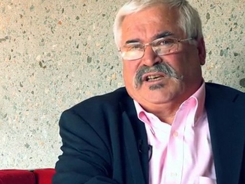 Facebook et Twitter, medias incontournables ?