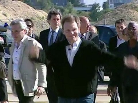 Hervé Ghesquière a affirmé, qu'avec son collègue Stéphane Taponier, ils n'avaient jamais été menacés de mort, jamais frappés pendant leurs 18 mois de détention en Afghanistan