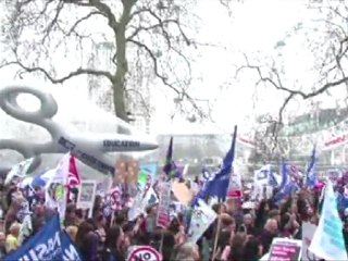 Arabic-web-GB : enseignants et fonctionnaires appelés à la grève