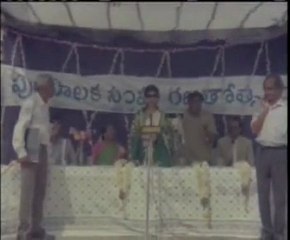 Comedy Scene 19 : Edurinti Mogudu Pakkinti Pellam