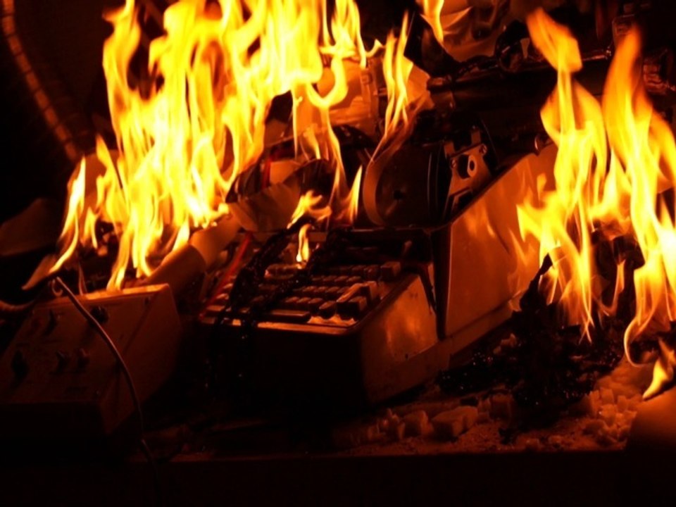 MONKEY THEOREM - LABORATERZ (ft. Tipas)