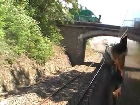 Descente du train spécial entre Montluçon et Commentry le 18 juin 2011.