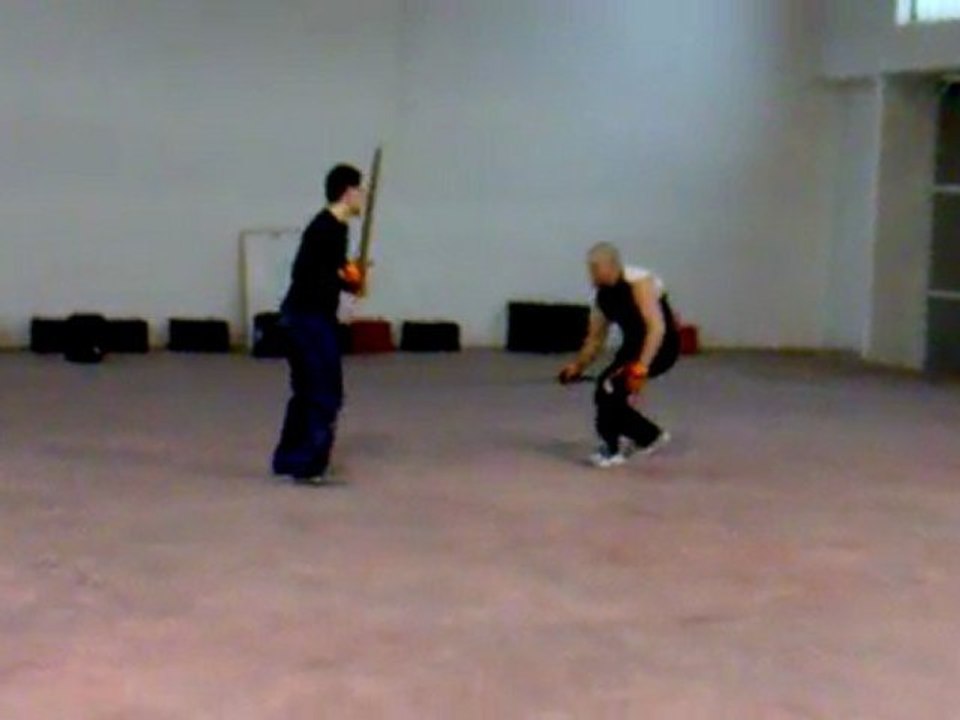 21032010036