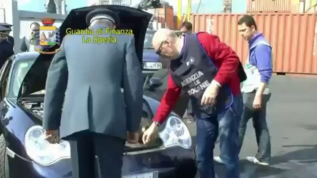 La Spezia - Operazione Mosaico, auto rubate, pezzi smontati