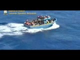 Lampedusa (AG) - I soccorsi visti dall'elicottero