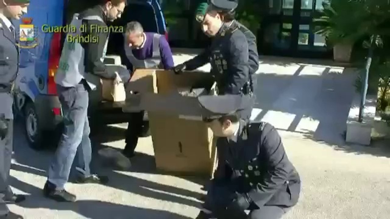 Brindisi - Sequestrati circa 360 chilogrammi di marijuana