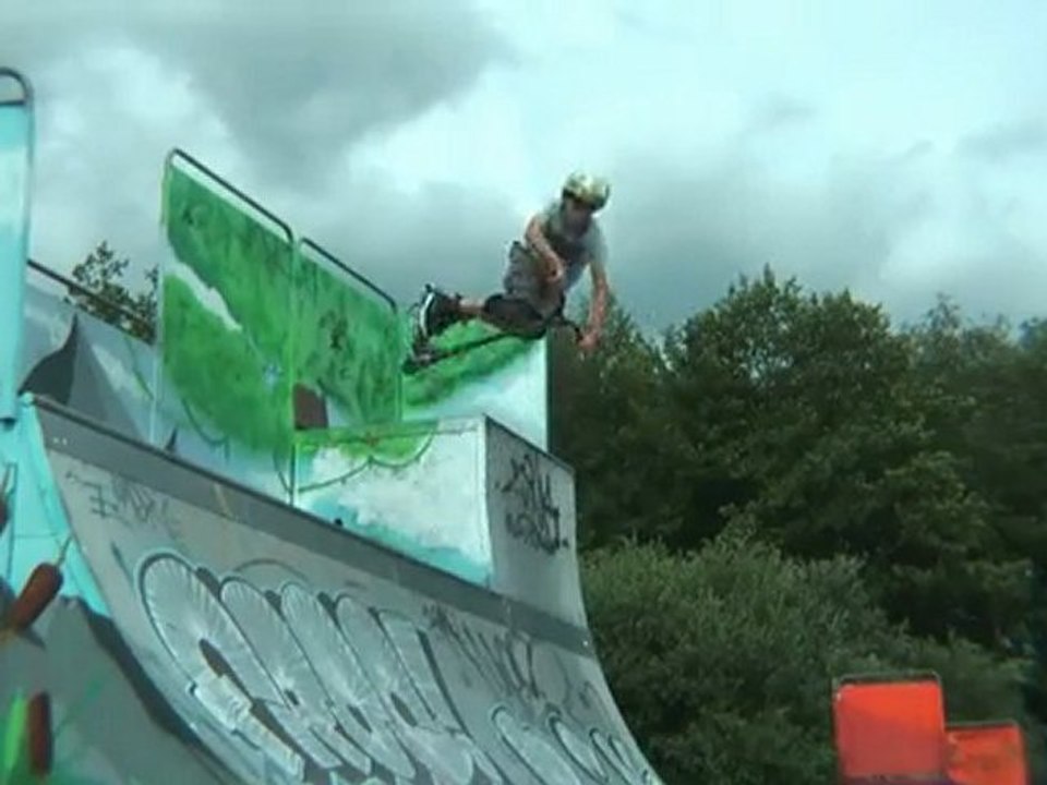 Trotinette freestyle : Hugo Falconnat - Poisy scootering yaute zone