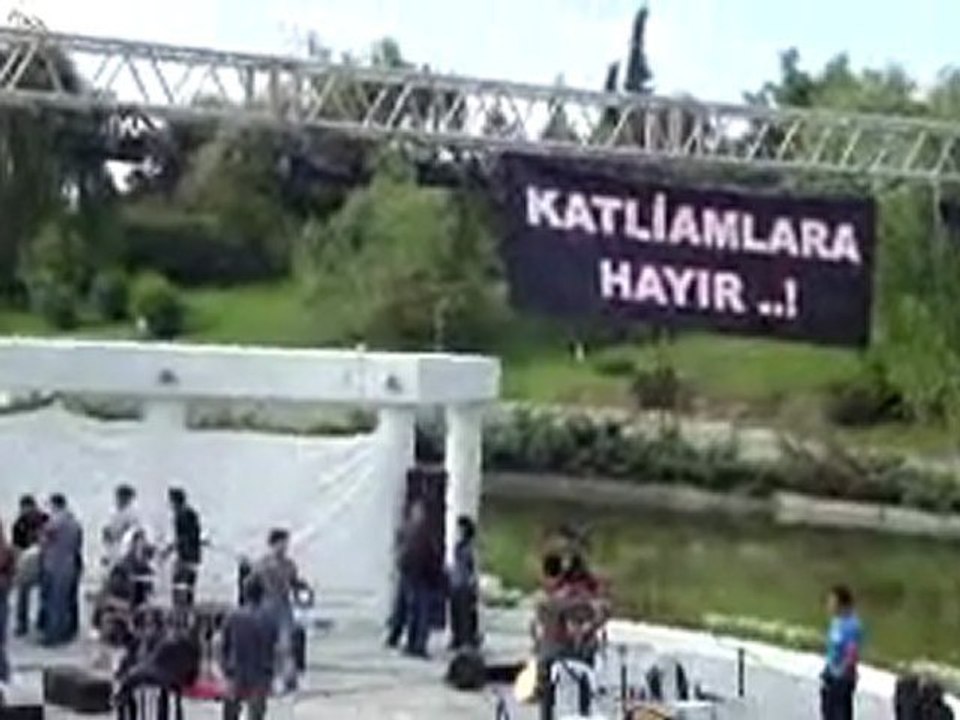 2 tem.sivas katliamını anma ve grup yorum konseri (Göksel)