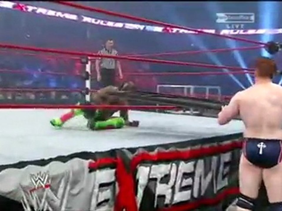 kofi kingston vs sheamus extreme rules 2011