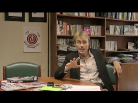 Ecoutez l'édito du rédacteur en chef du magazine Sélection Reader's Digest et mobilisez-vous pour notre grande campagne: Stop à la pédophilie en ligne!