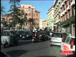 Castellammare (NA) - Nuovo blocco stradale dei lavoratori Fincantieri