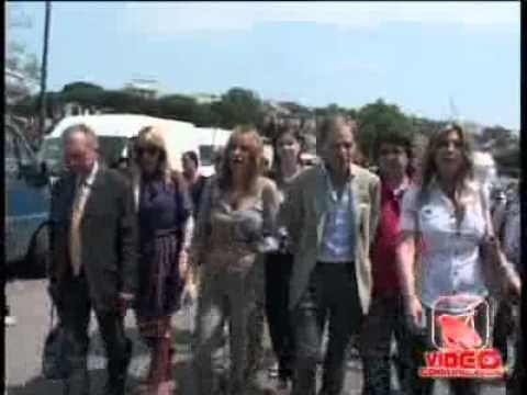 Napoli - Ballottaggio, la sfida Lettieri-De Magistris