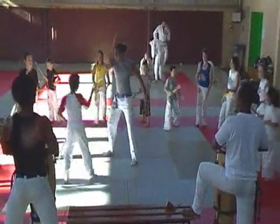 RODA MACULELE  - ESTILO FAIXA - JUIN 2011