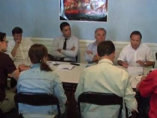 L’opposition municipale critique la gestion du Maire Jean-Claude Perez :