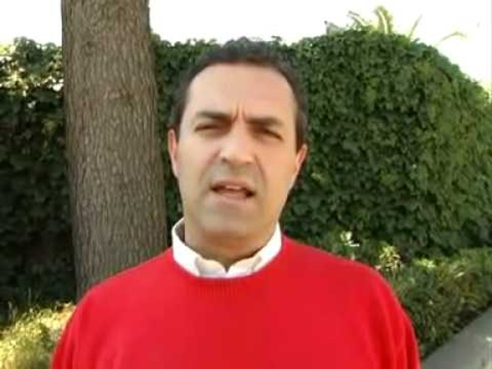 Napoli - L'appello al voto di Luigi de Magistris