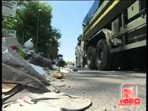 Napoli - Rifiuti, continua l'emergenza