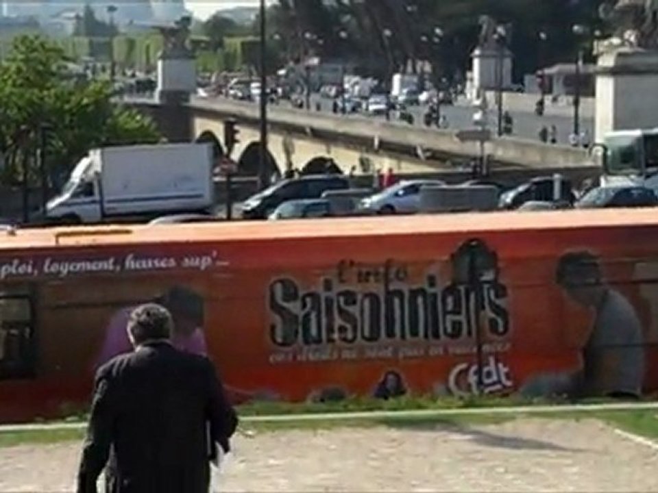 Lancement de la 12e campagne Saisonniers de la CFDT à Paris
