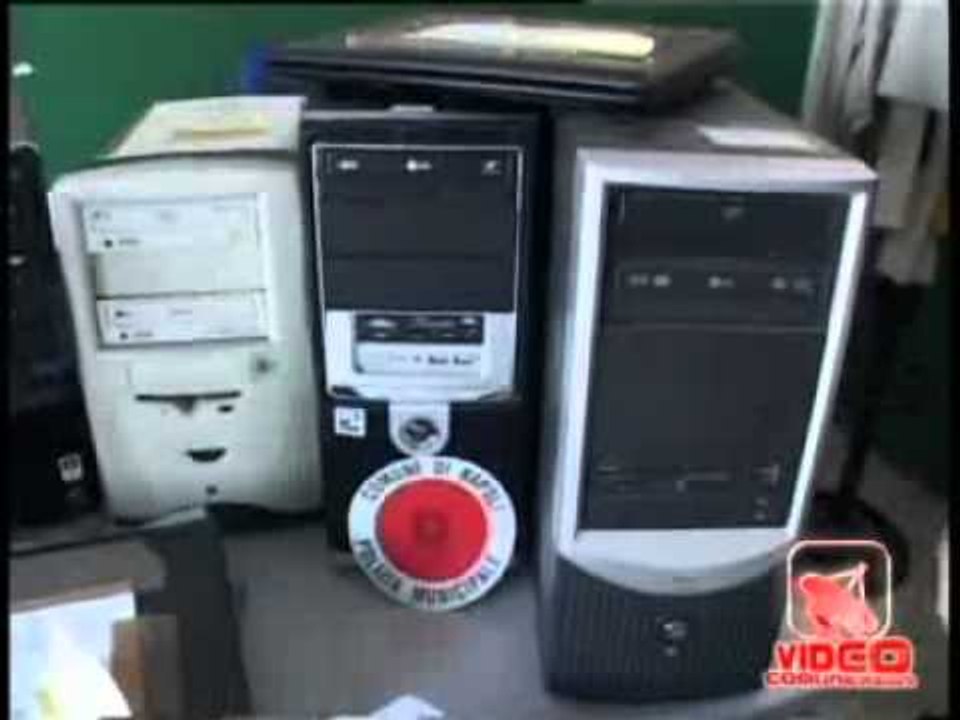 Secondigliano (NA) - Sequestrate 3000 polizze assicurative false