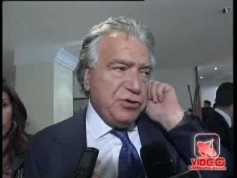 Napoli - Elezioni, si attende l'arrivo di Berlusconi Casini e Fini