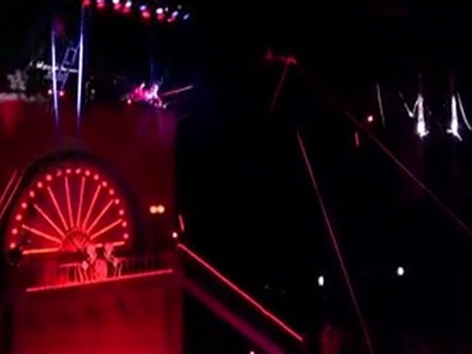 EKATERINA SHAVRINA-trapeze-presents Art agency Valentino