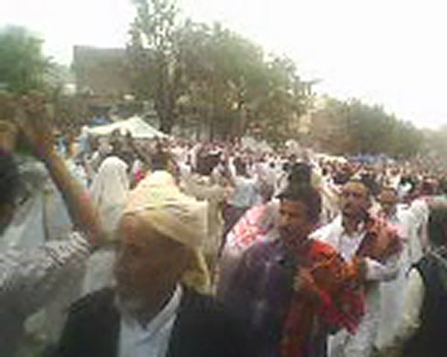 Taiz - yemen friday 1st july -تعز -- جمعة -ثورة حتى النصر