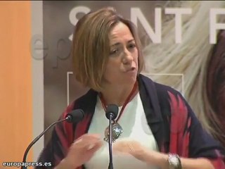 Chacón: "A Rajoy lo que le gusta es no hacer nada"