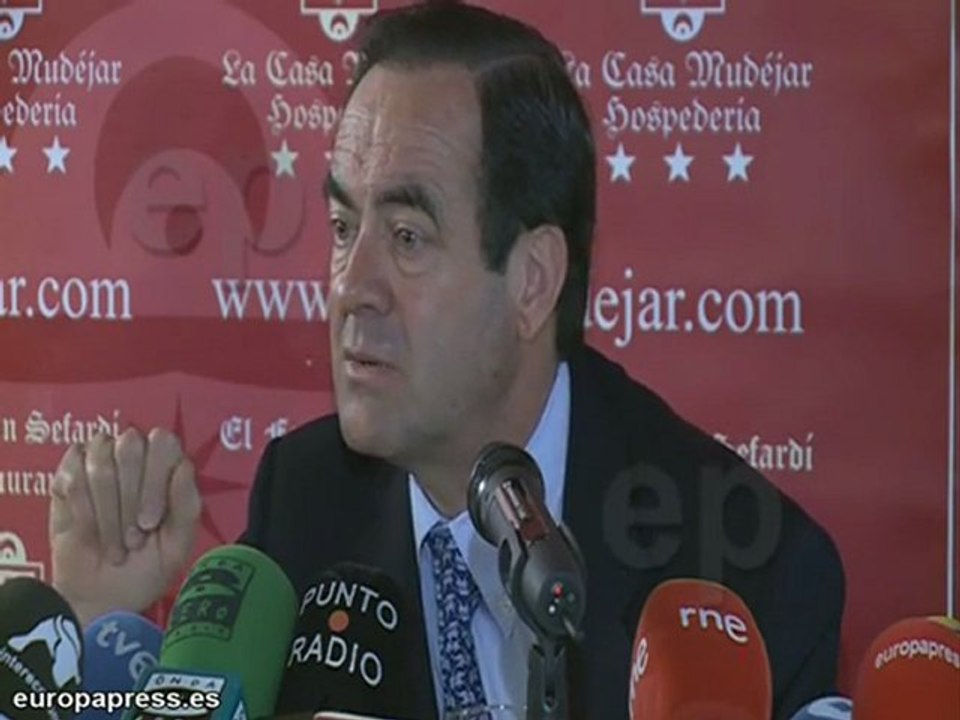 Bono: "Son necesarios pactos entre PSOE y PP"