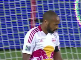 Le corner direct de Thierry Henry!