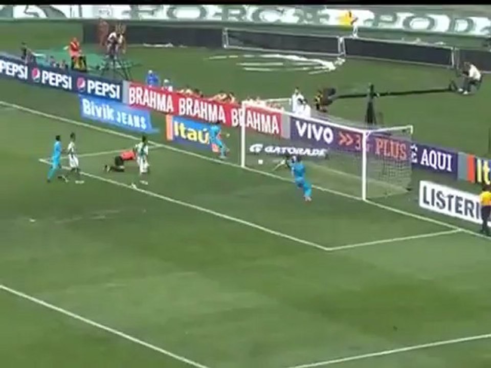 L'incroyable but encore de Neymar (16.09.2012)