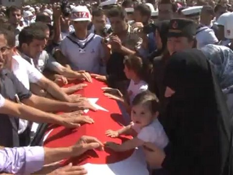 ŞEHİT MÜCAHİT COŞKUN CENAZE TÖRENİ