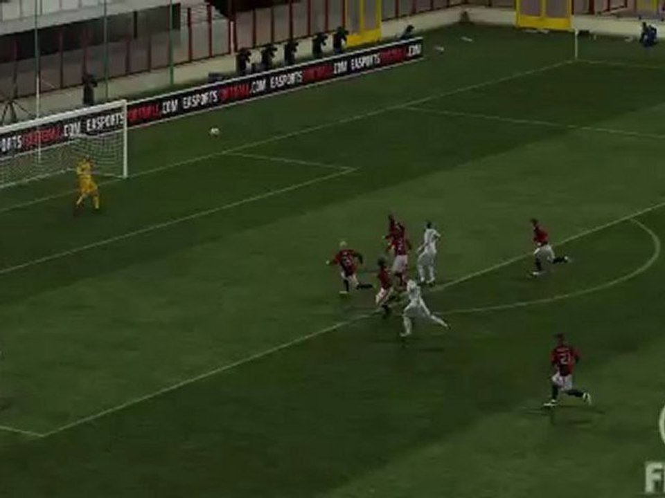 LDC 1/4 aller Milan AC - Real Madrid : Lobe de Lewel sur la barre