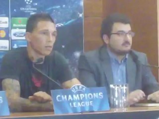 Συνέντευξη Τύπου Χοσέ Χολέμπας ενόψει Σάλκε (1)