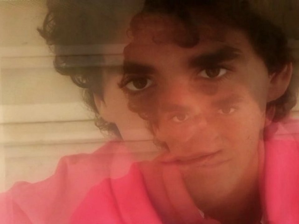 HUGO SAHKI " doucement je m'avance "