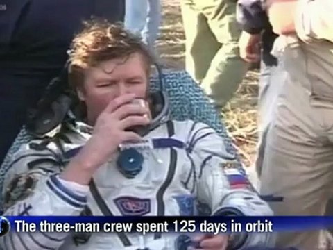 ISS astronaut, cosmonauts return to Earth in Soyuz