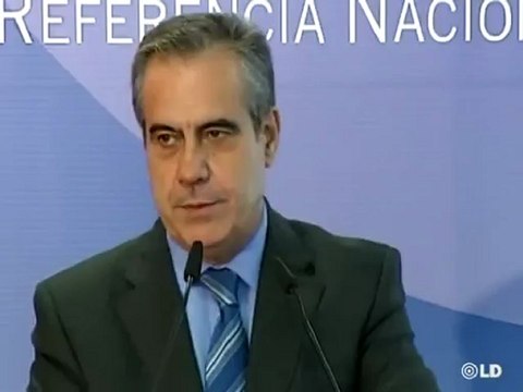 Corbacho oculta 40.000 parados sólo en abril por cobrar los 420 euros